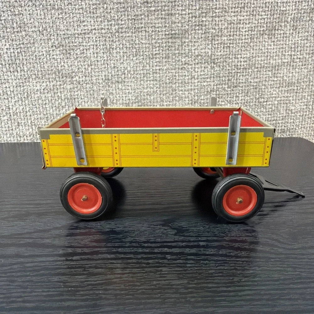 ZETOR Tin Windup Farm Tractor and trailer Kovap Czech Republic NO KEY‎ AS IS